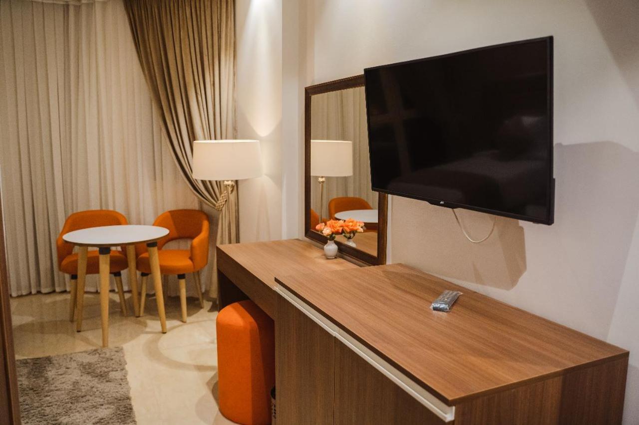 Diamond Land Hotel Madinat Al Ashir min Ramadan Luaran gambar
